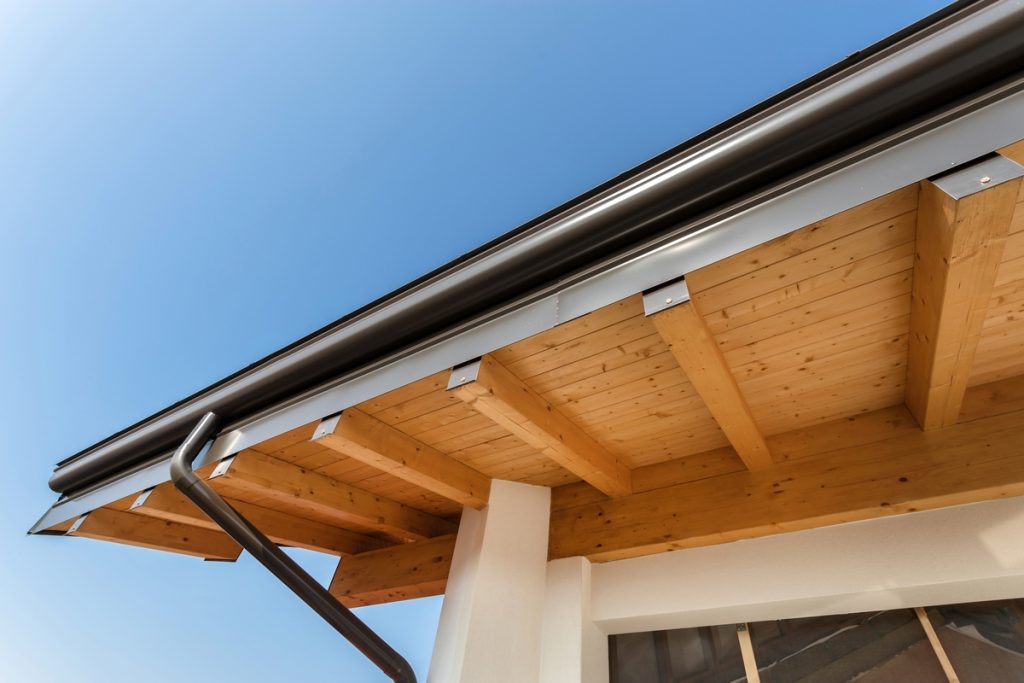 Gutters for Metal Roof: Let’s Select the Perfect to Keep the Flow!